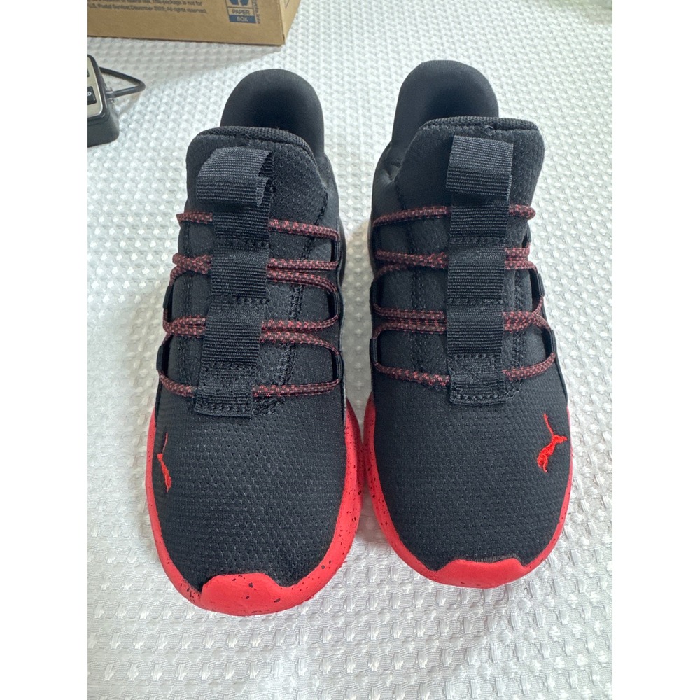 Puma Sneaker Kids 1.5C Pacer Future Black Red Running 405236-01 EUC